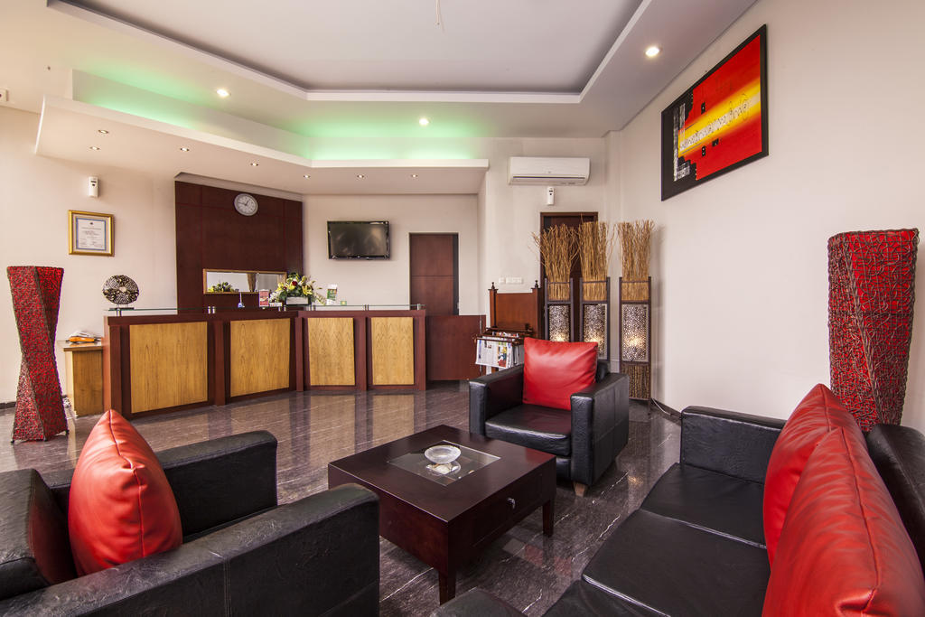 The Rizen Hotel Cisarua Esterno foto
