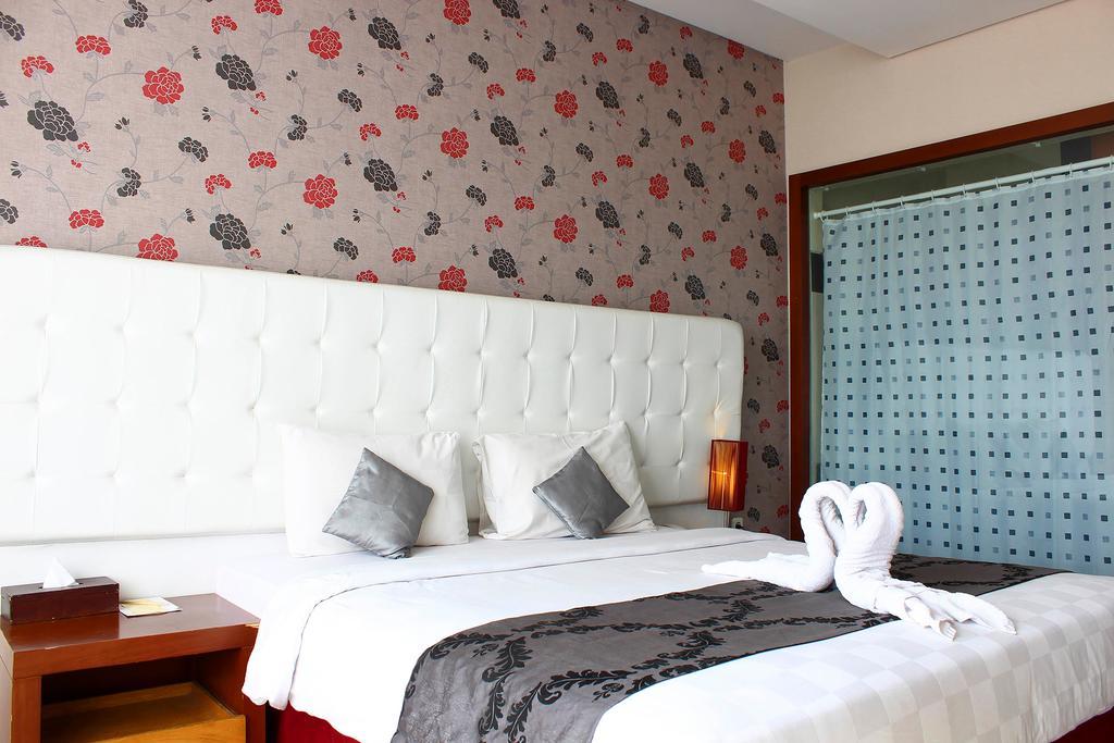 The Rizen Hotel Cisarua Esterno foto